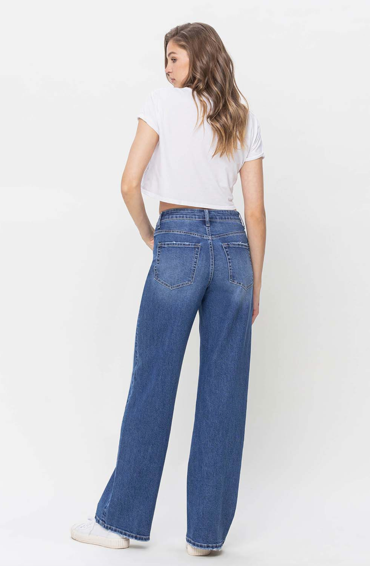 Lindsey 90's Vintage Super High Rise Loose Fit Jeans - Accomplished