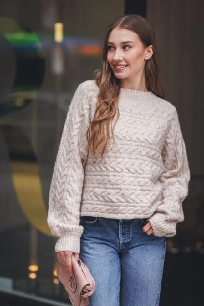 Cable Knit Pullover Sweater