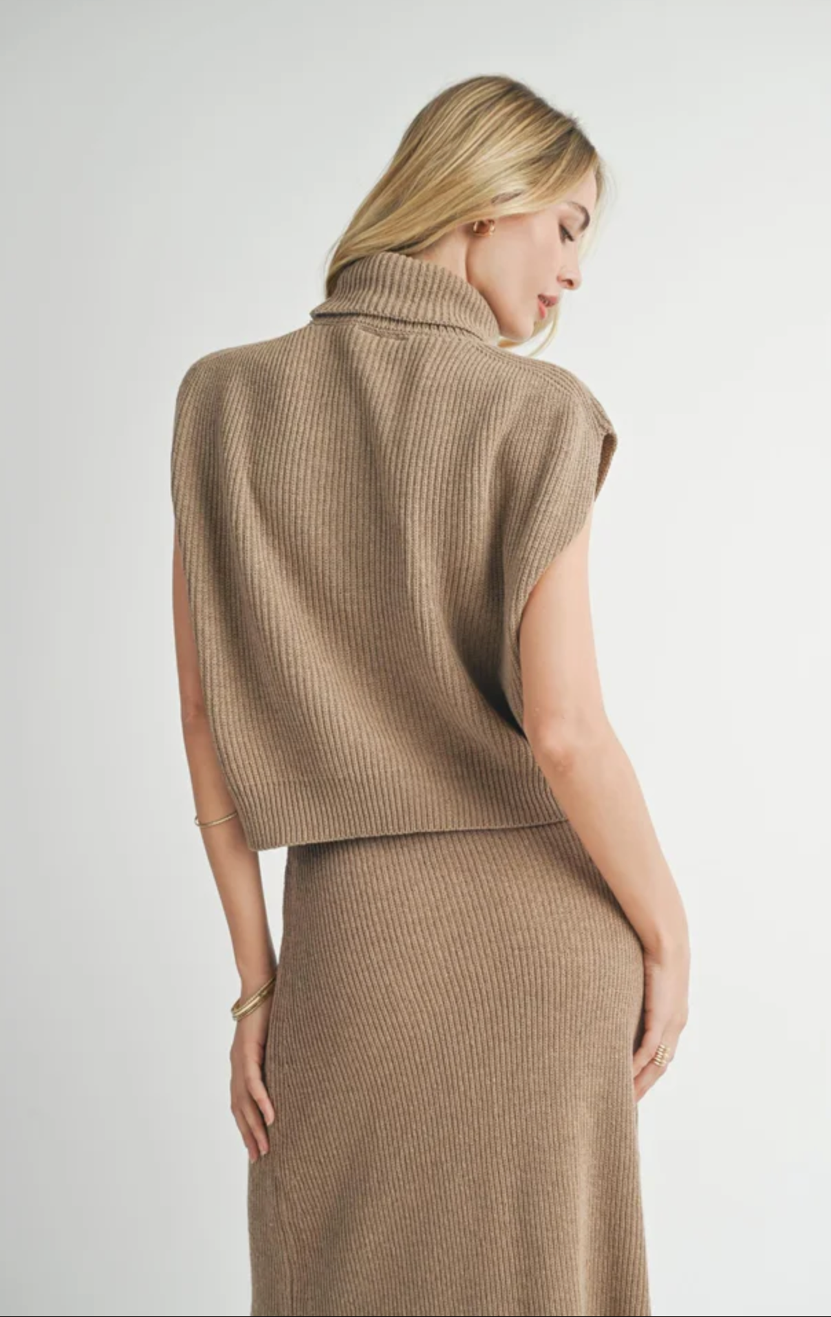 Crosby Ribbed Turtleneck Vest