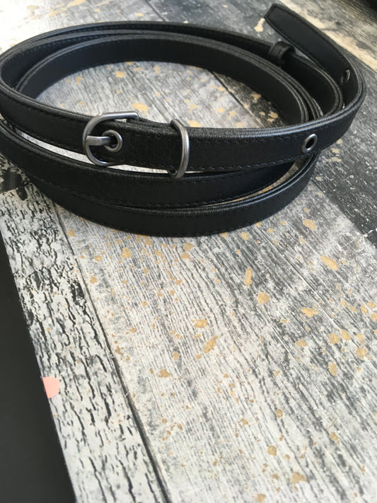 D-ring metal buckle belt